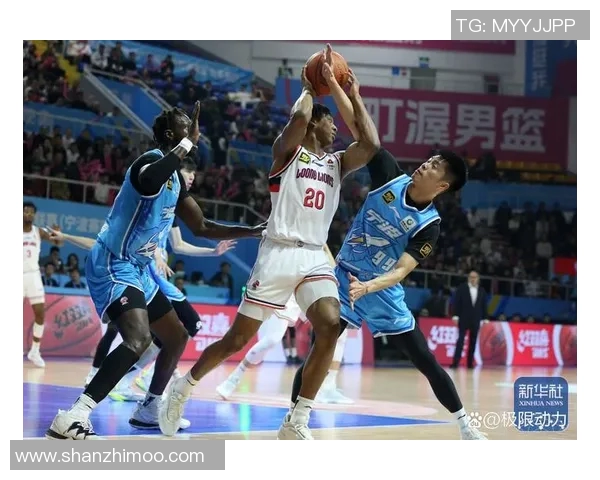 CBA精彩对决广州队与山东队全场比赛精彩回放及精彩瞬间解析